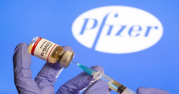 Três doses da Pfizer neutralizam variante Ômicron, anuncia a farmacêutica