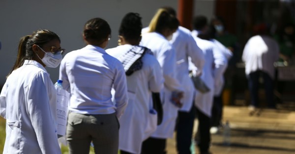 Edital do Mais Médicos abre 6,2 mil vagas em mais de 2 mil municípios